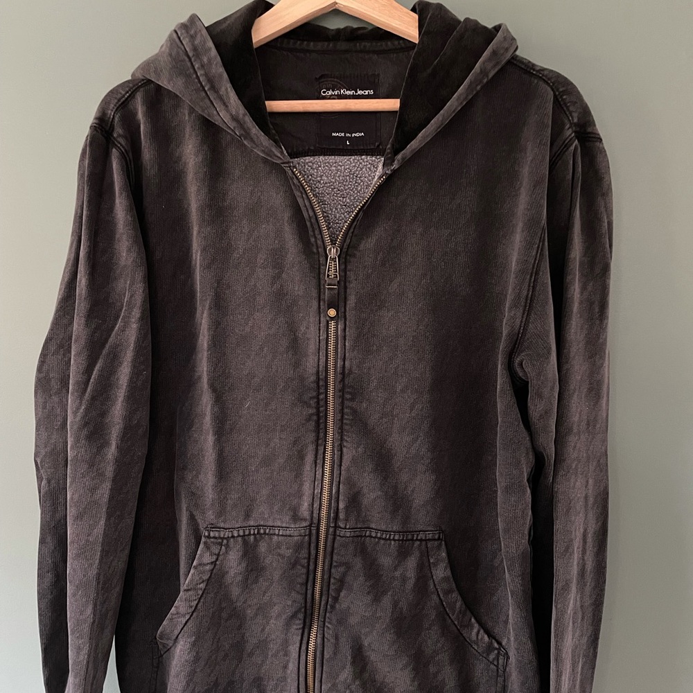 Zip up